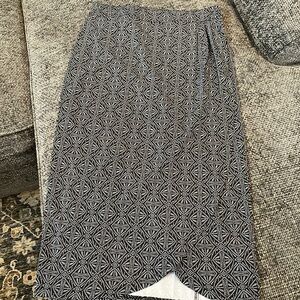 RIPSKIRT HAWAII Black Pearl Batik Knee Length 3 Pockets Women's Size XS EUC